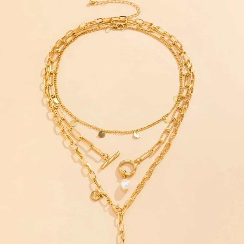 Gold Preppy Womens Faux Pearl & Disc Charm Necklace